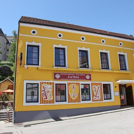 Pension Stadt Grein Bagian luar foto