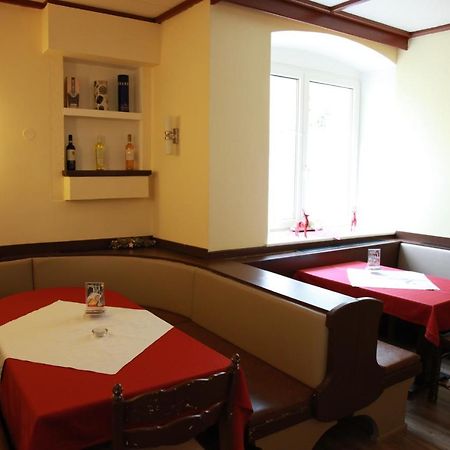 Pension Stadt Grein Bagian luar foto