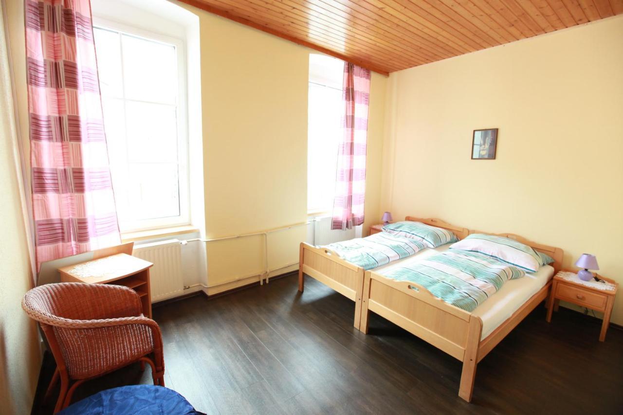Pension Stadt Grein Bagian luar foto