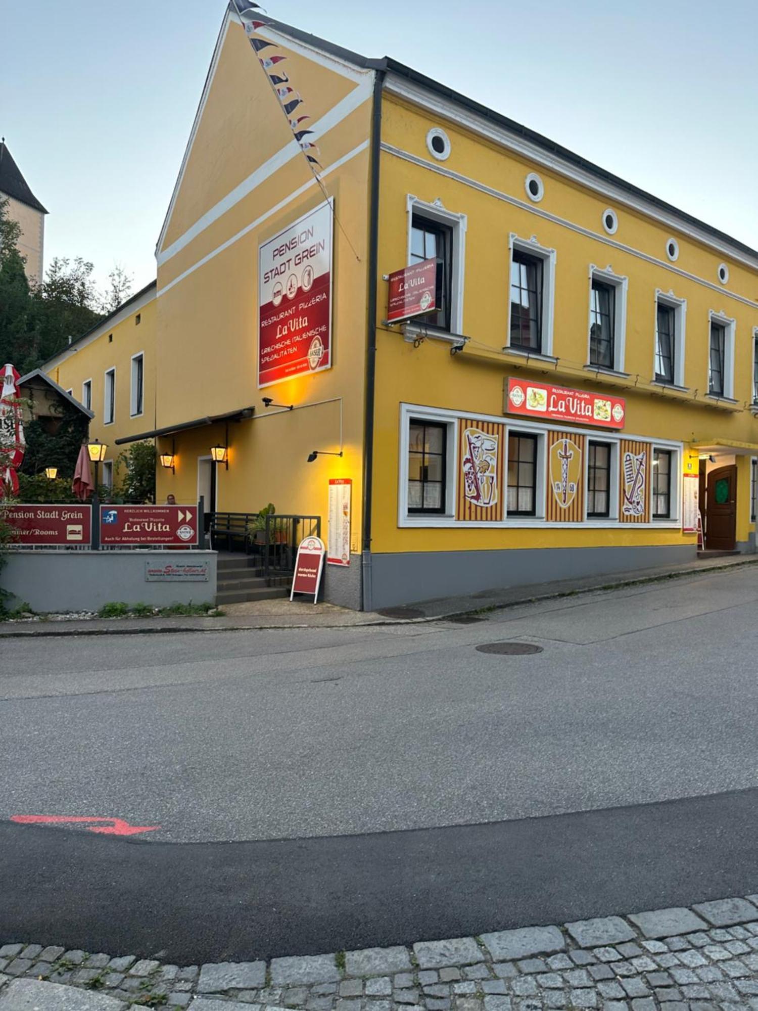 Pension Stadt Grein Bagian luar foto