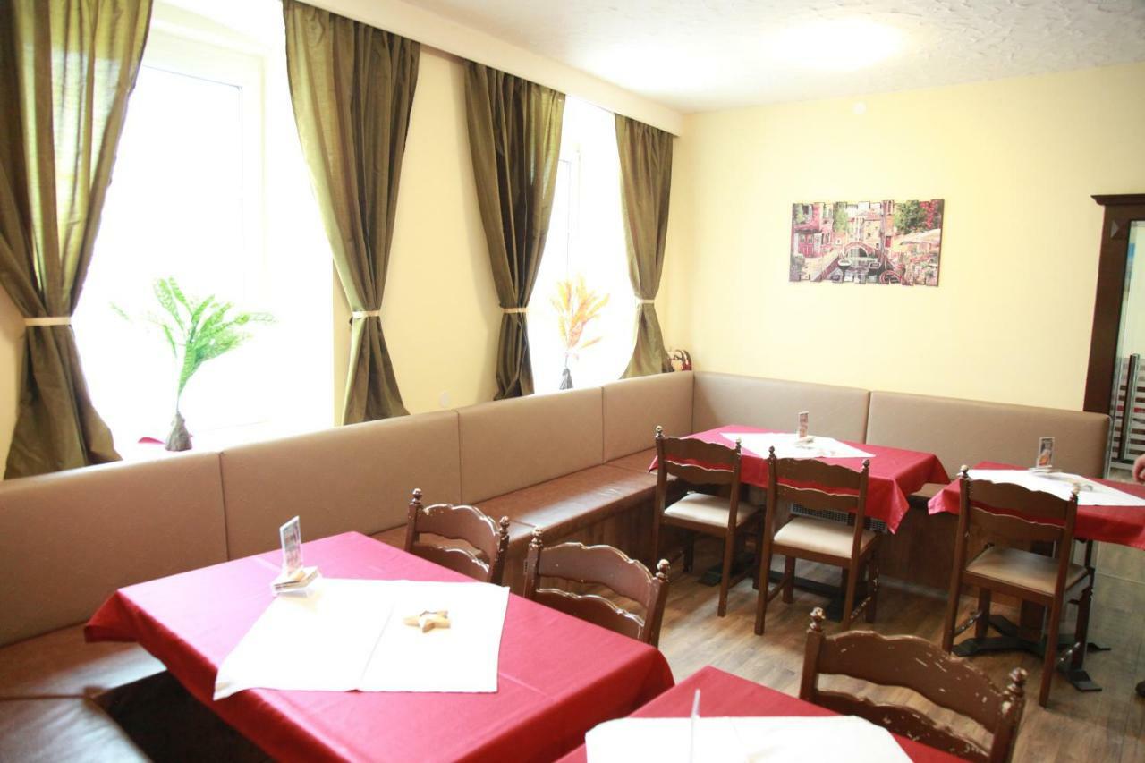 Pension Stadt Grein Bagian luar foto